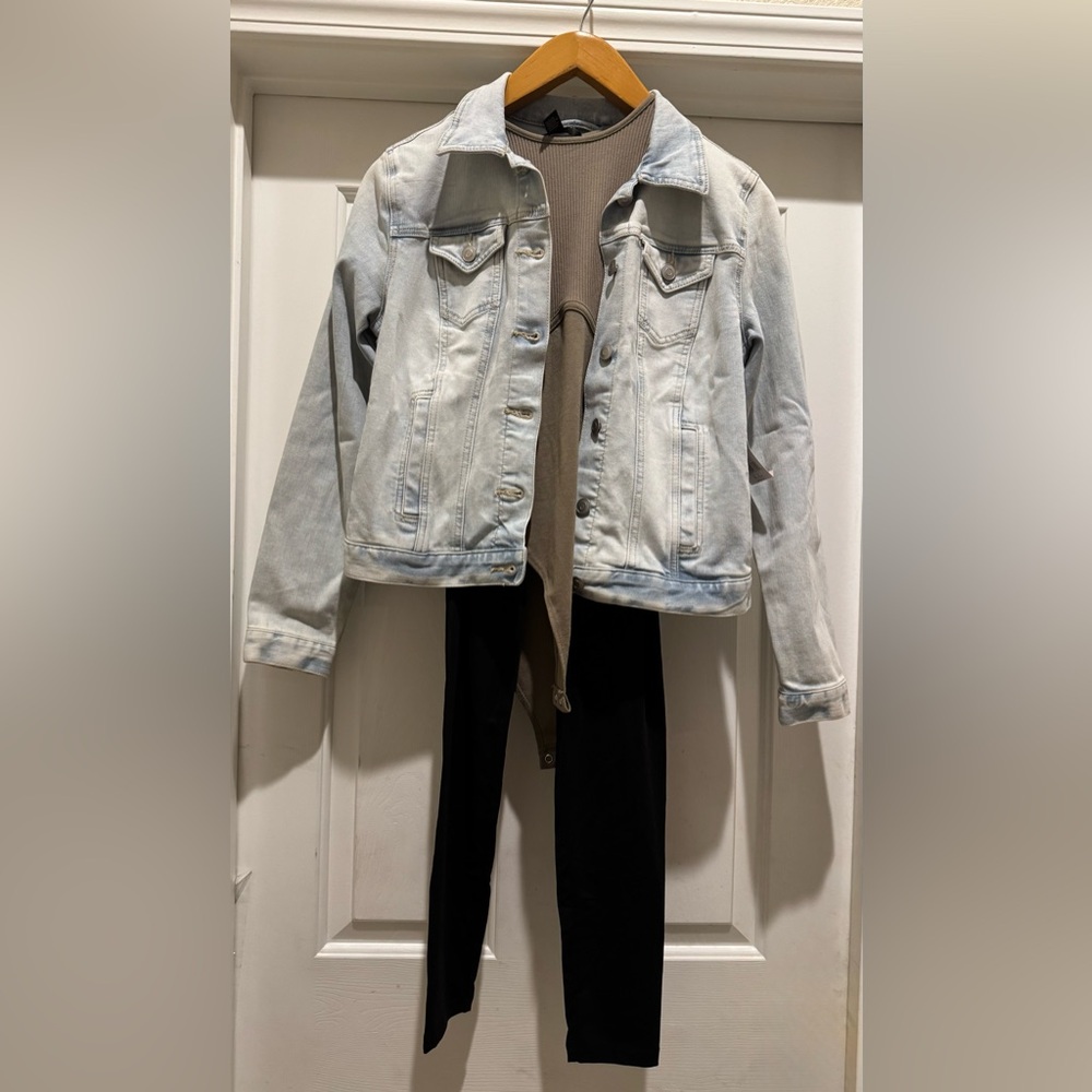 Outfit Size Small